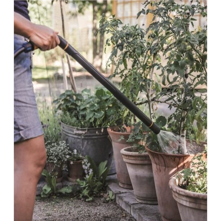 Tija de stropit cu jet reglabil, Fiskars