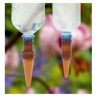Adaptor de irigare pentru sticla pentru plante la ghiveci